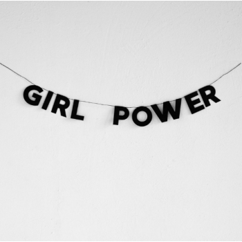 Бумажная гирлянда "Girl Power"